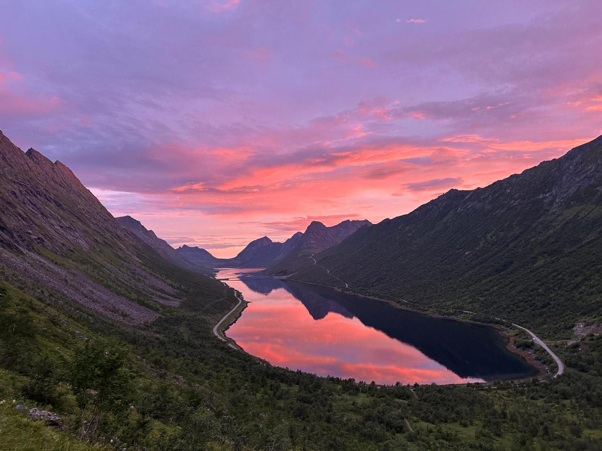 Kaikanten Gryllefjord Exterior photo